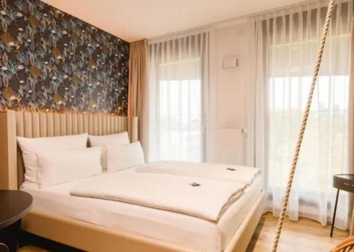 White Garden Homestay Istanbul