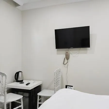 White Garden Privatunterkunft *